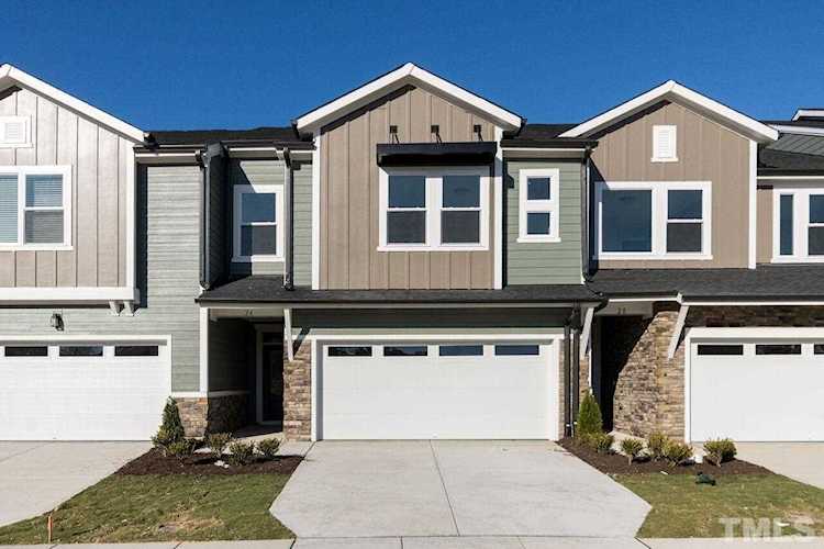 61 Balfour Run Chapel Hill, NC 27516