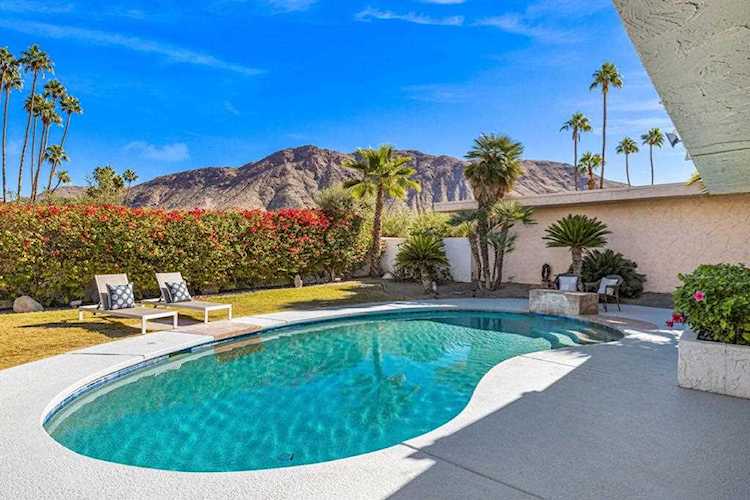 2294 S Toledo Ave Palm Springs, CA 92264