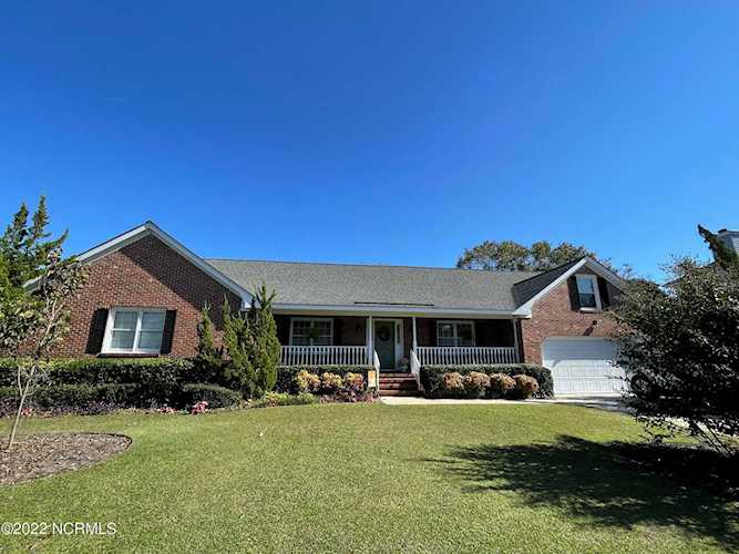 3313 Red Berry Drive Wilmington, NC 28409