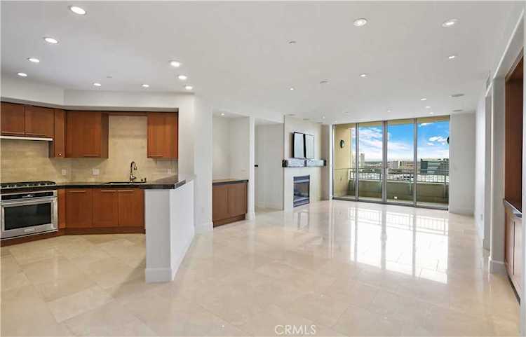 3158 Scholarship Irvine, CA 92612