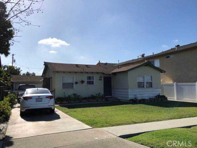 4312 Howard Ave Los Alamitos, CA 90720