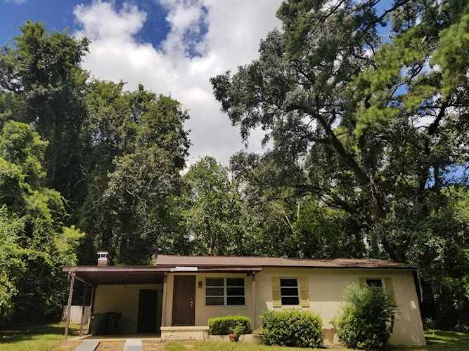1200 Tampa Dr Tallahassee, FL 32311 in Norwood Estates Photo 1