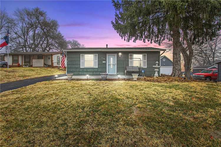 4736 Ottawa St, Kansas City, KS 66106 | home for sale Photo 1