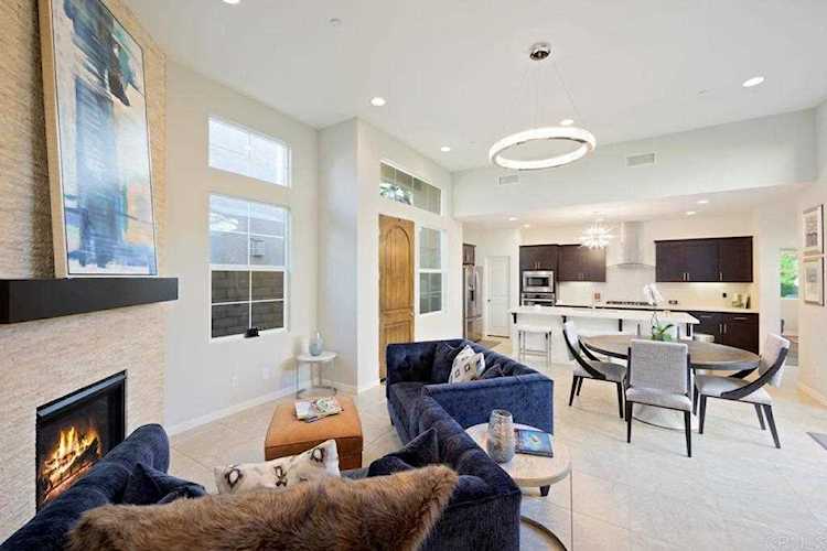 455 Night Hawk Ct Palm Springs, CA 92262