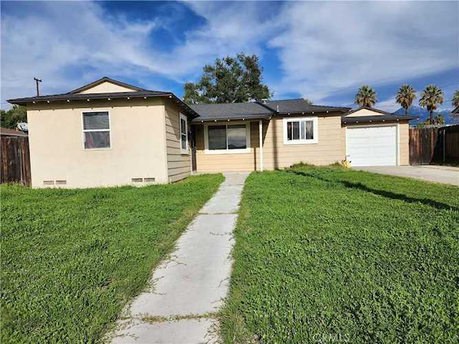 1855 Elaine St Pomona, CA 91767