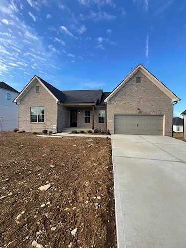 2035 Elmwood Dr Versailles, KY 40383