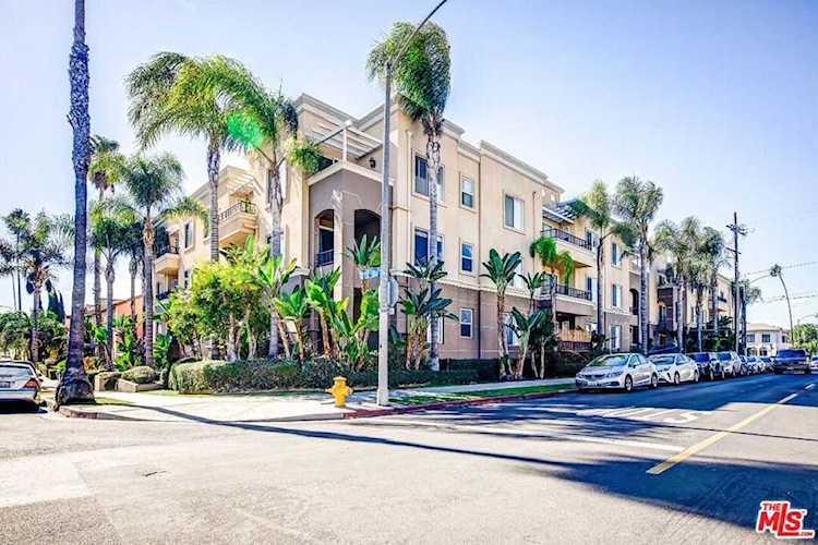 4568 W 1st St #210 Los Angeles, CA 90004