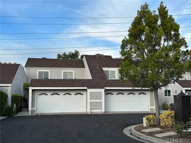 3 Holly Hill Ln Laguna Hills, CA 92653