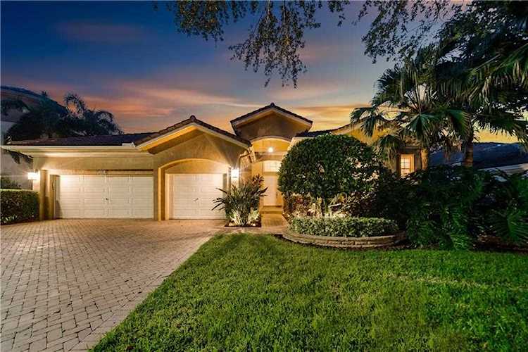 12219 NW 49th St Coral Springs, FL 33076