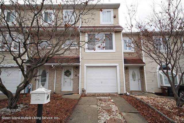33 Doreen Dr Staten Island, NY 10303