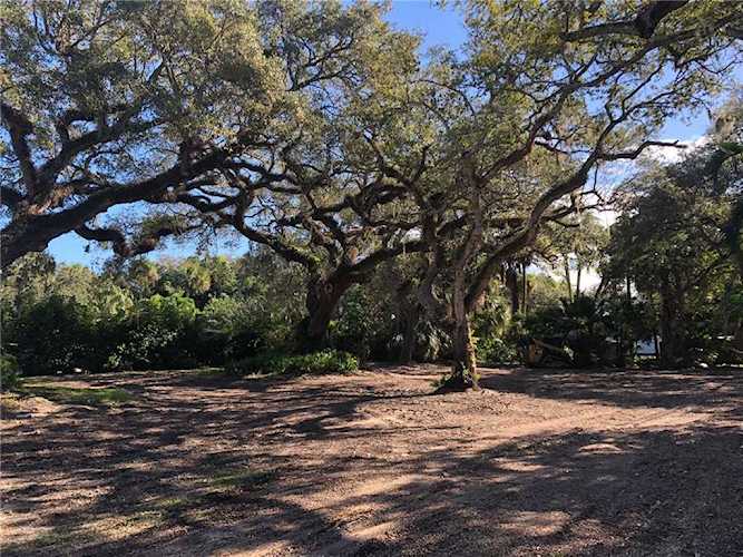 646 Camelia Ln Vero Beach, FL 32963 | MLS 265154 Photo 1