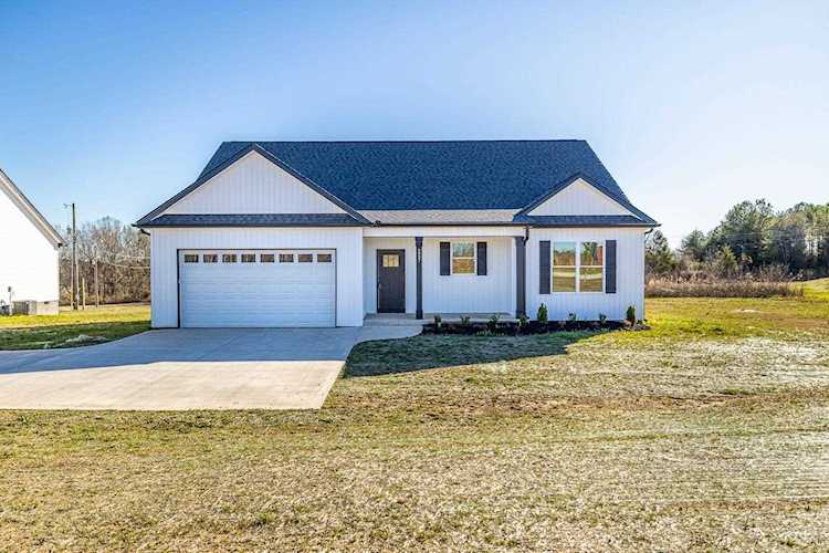 2997 Highway 417 Woodruff, SC 29388