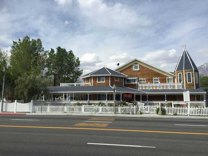 127 N Edwards Independence, CA 93526