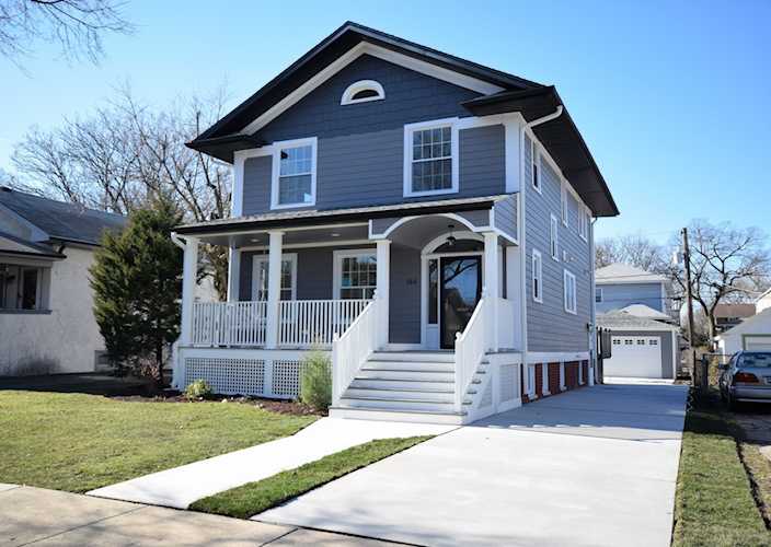 144 N Park Rd La Grange, IL 60525
