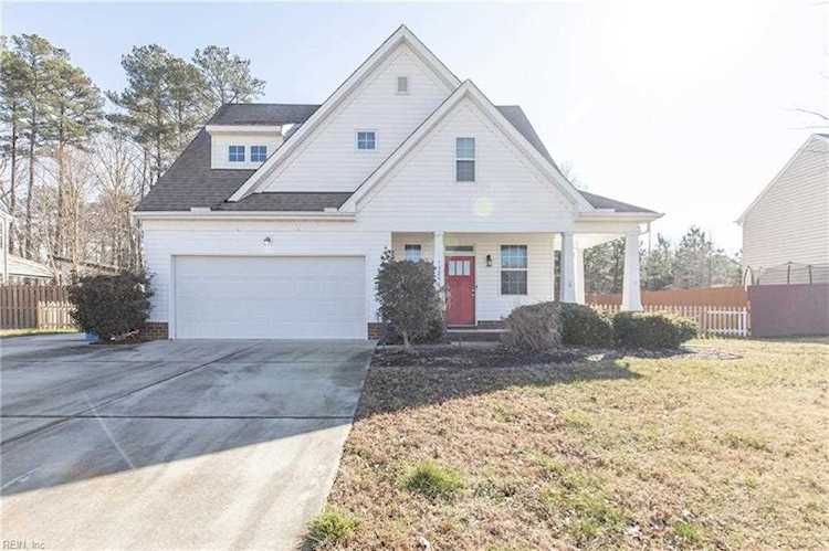1324 Penrose Ln Chesapeake, VA 23320 | MLS 10469412 Photo 1