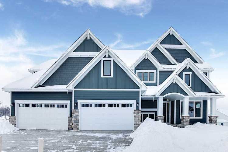 17040 46th Avenue N Plymouth, MN 55446