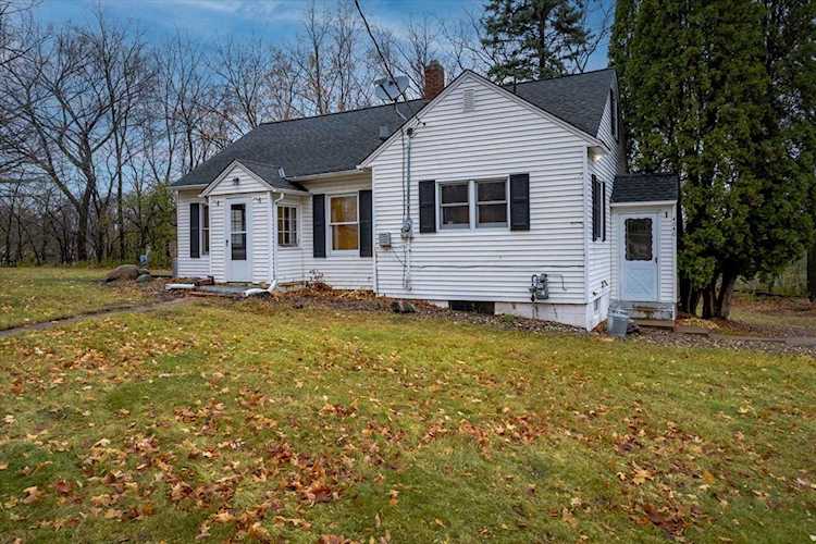 4040 Watertown Road Orono, MN 55359