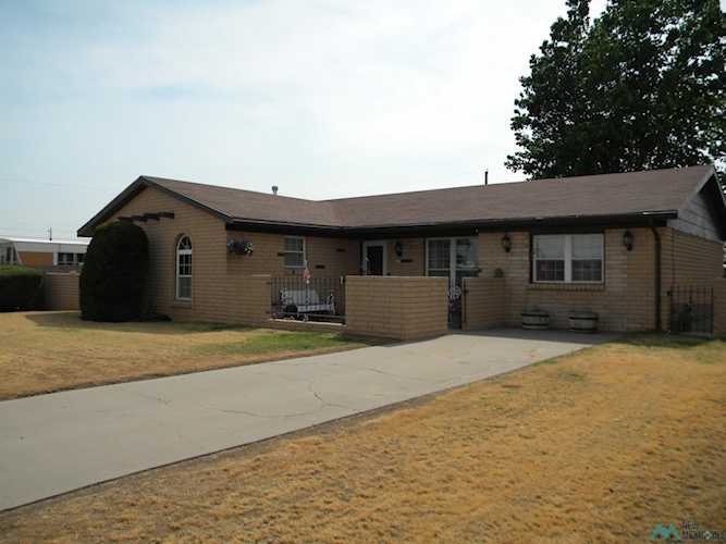 520 Miera Ave Clayton, NM 88415