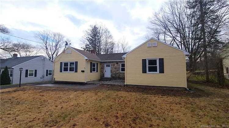 43 Wilcox Road Middletown, CT 06457