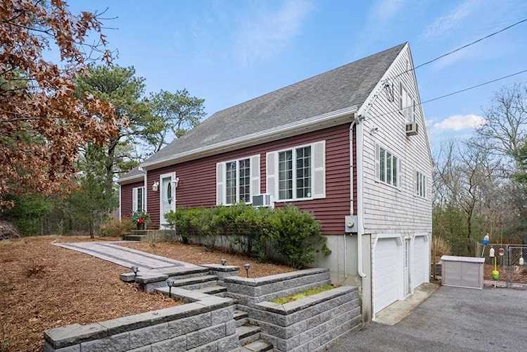 624 Long Pond Road Plymouth, MA 02360 | MLS 73067333 Photo 1