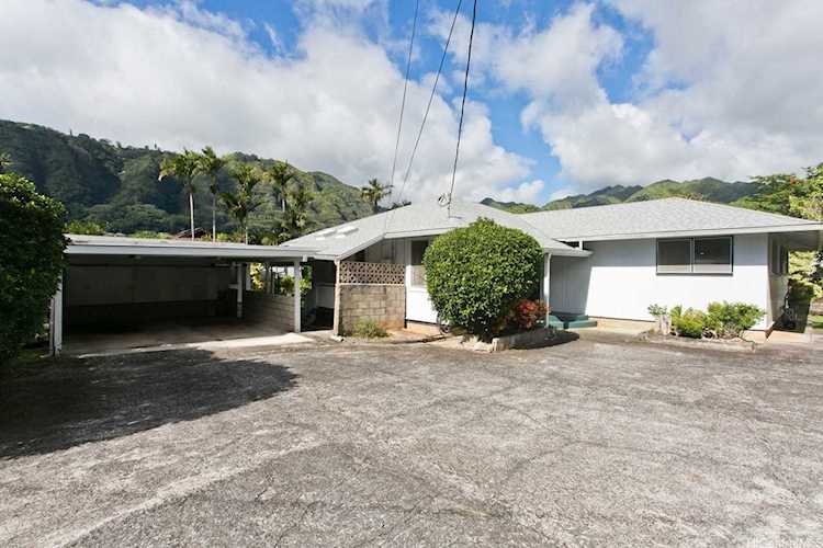 3230 A Lower Road Honolulu, HI 96822 | MLS 202300383 Photo 1