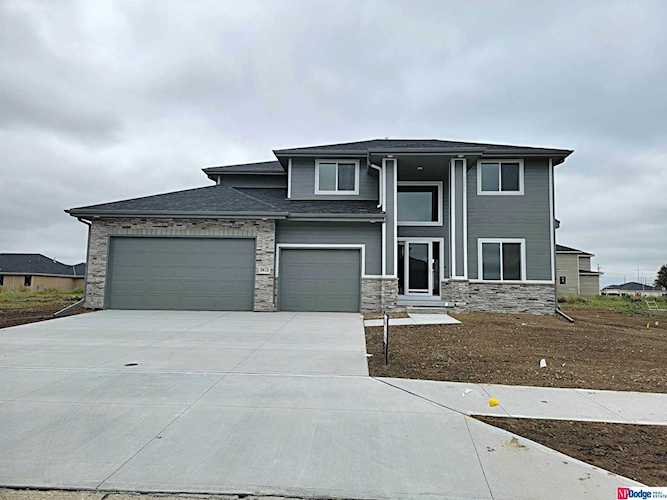 18303 Grand Ave Omaha, NE 68022