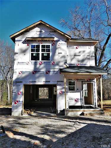 408 Matthews Circle Clayton, NC 27520