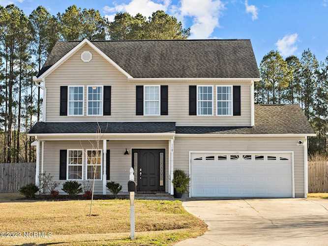 119 Azalea Plantation Boulevard Maysville, NC 28555