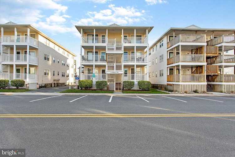 9 140th St #3W Ocean City, MD 21842