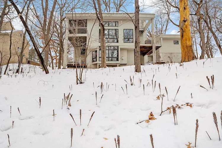 8301 Kingslee Road Bloomington, MN 55438