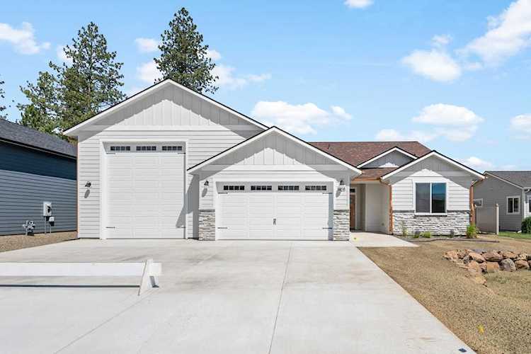 1208 N N Vernon Ave Deer Park, WA 99006