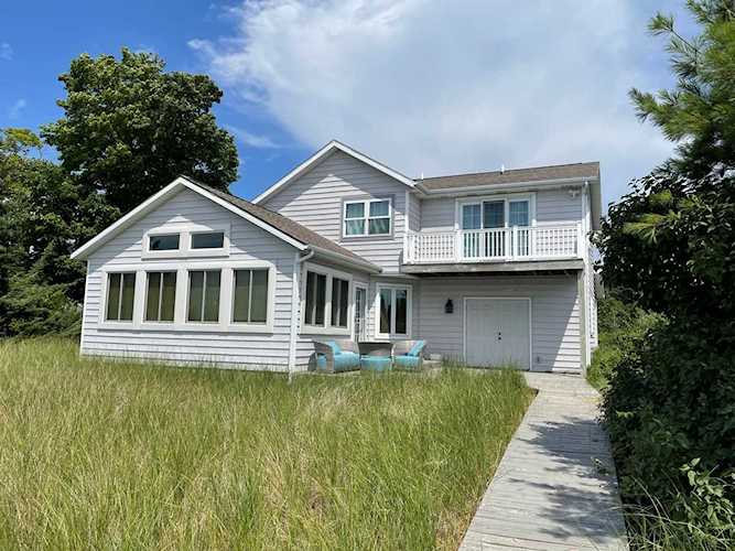 10529 Lakeshore Dr West Olive, MI 49460