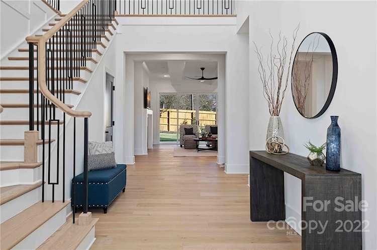 415 Dover Ave Charlotte, NC 28209