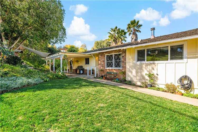 2111 Brooke Rd Fallbrook, CA 92028