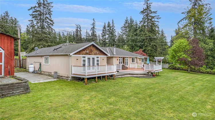 18010 Marine Dr Stanwood, WA 98292 | MLS® 2026683 Photo 1