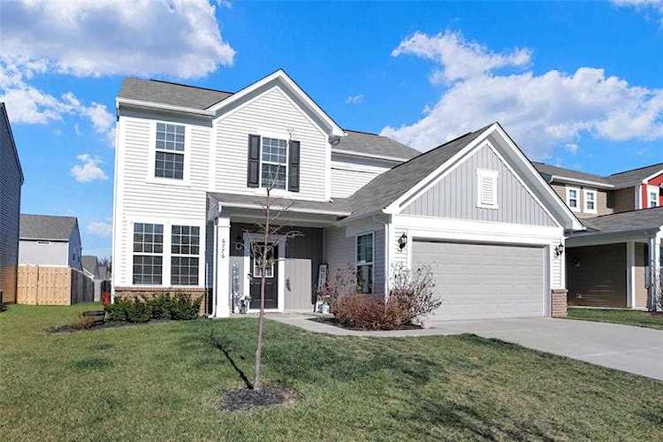 6776 Shooting Star Dr Whitestown, IN 46075