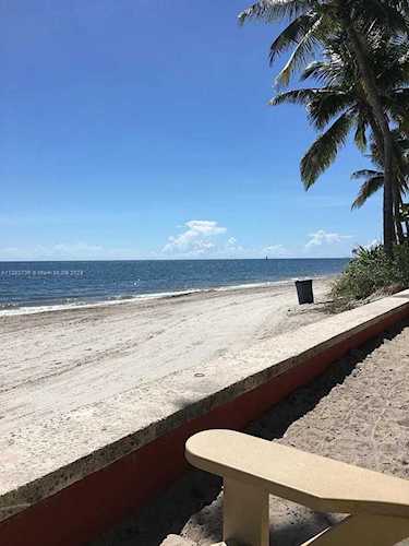 251 Galen Dr #206E Key Biscayne, FL 33149