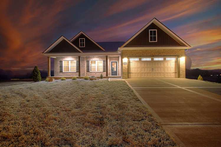 3329 Cottage Green Ct Kingsport, TN 37664