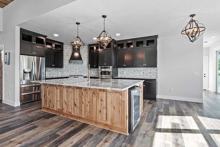 6246 Otter Lake Road Lino Lakes, MN 55110