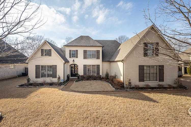 1591 Brackenshire Ln Collierville, TN 38017