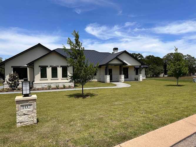 102 James Cir Horseshoe Bay, TX 78657