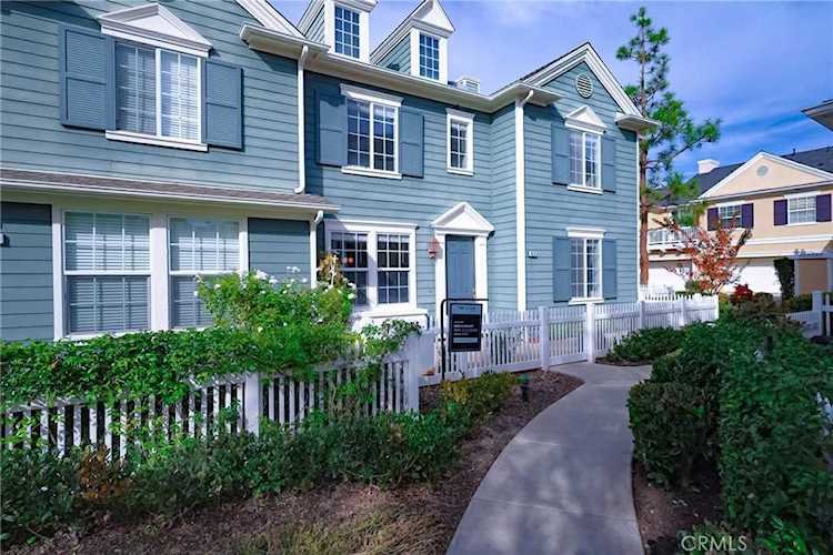 62 Strawflower St Ladera Ranch, CA 92694