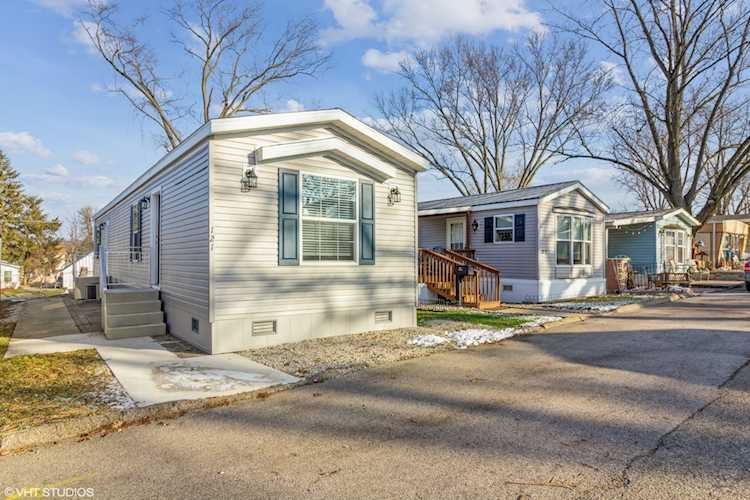 1332 S Douglas Ave S Montgomery, IL 60538