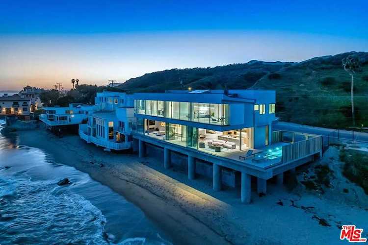 24300 Malibu Rd Malibu, CA 90265
