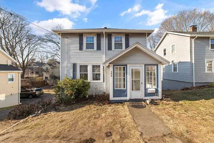 266 Lebanon St Melrose, MA 02176