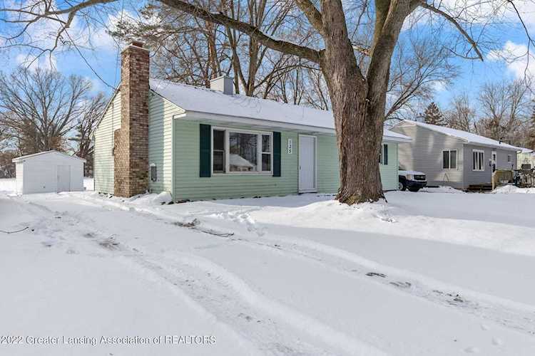 135 W Howe Ave Lansing, MI 48906 | MLS 270606 Photo 1