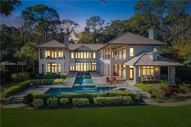 30 Oyster Shell Ln Hilton Head Island, SC 29926