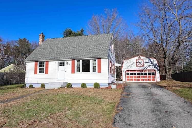 341 Greeley St Manchester, NH 03102 | MLS 4936577 Photo 1