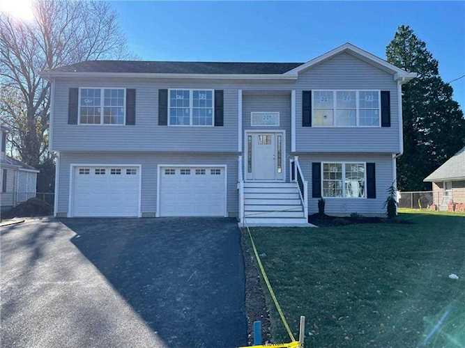 15 Elmhurst Ave Cranston, RI 02920 | MLS 1323277 Photo 1