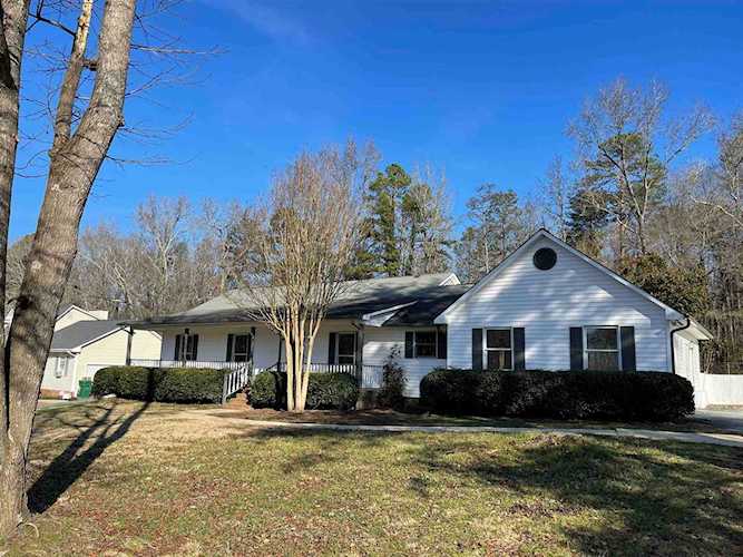 36 Dorchester Chesnee, SC 29323